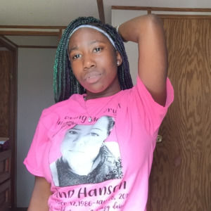 Meet your Posher, Laylana